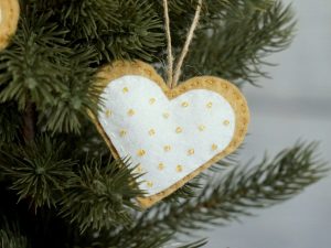 Kalėdų eglutės žaisliukas Meduolinė širdelė